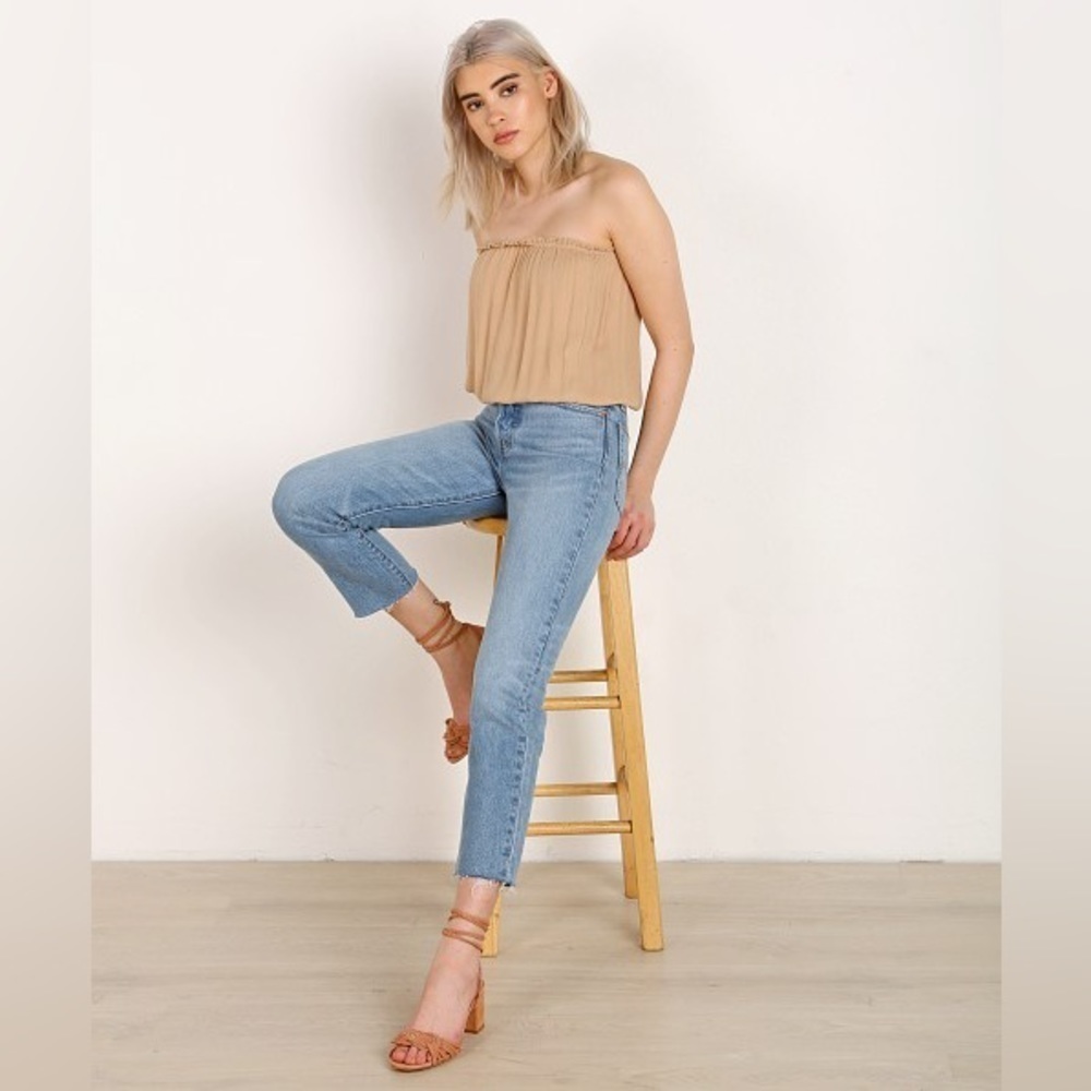 Levi's Wedgie Straight Leg Jean Rough Tide Raw Hem Size 26
